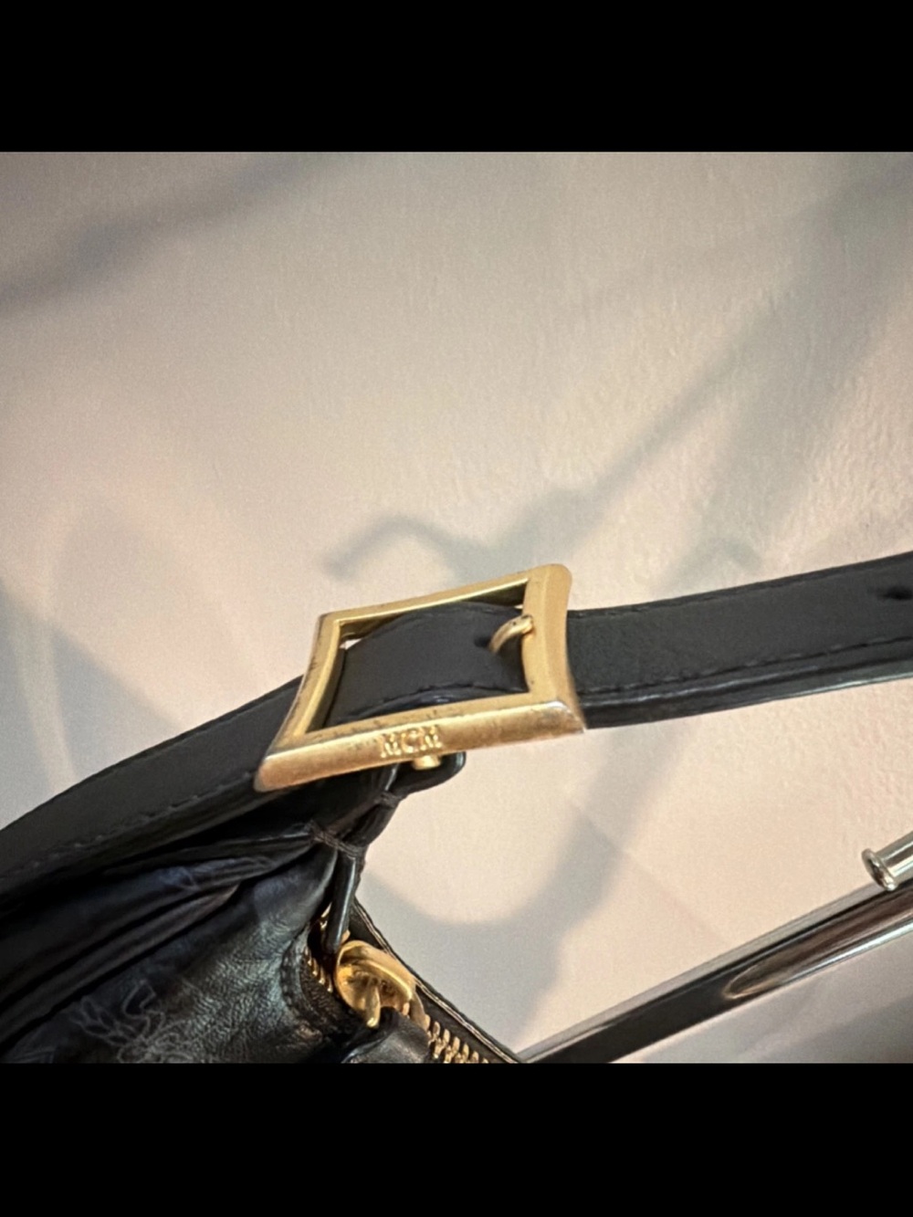 MCM Aren Visetos Monogram Print Shoulder Bag Black Pebble Leather Gray Logo COA - Picture 7 of 16